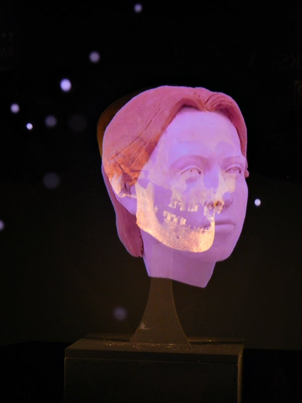 holograma de rosto no Istanbul Arkeoloji Müzeleri - Anasayfa
