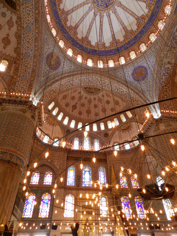 interior da Mesquita Azul ou Sultan Ahmet Camii Istambul lado histórico