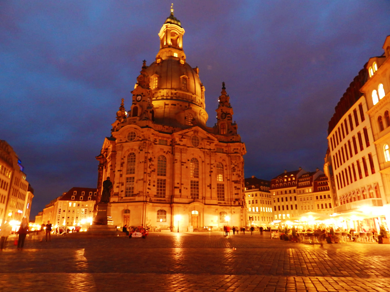 Dresden Frauenkirche à noite Dicas de Viagem à DRESDEN na Alemanha