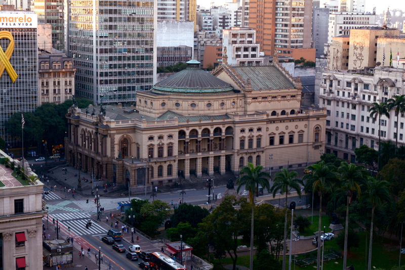 Uma das vistas de um dos 3 mirantes do Jardim Walter Galera do Edifício Matarazzo e atual Prefeitura de São Paulo