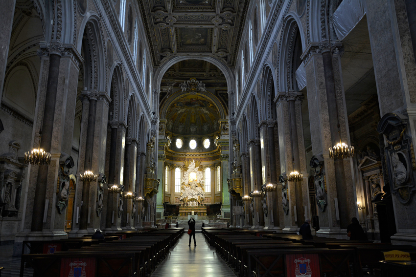 Duomo di Napoli, Naçpoli, Italia
