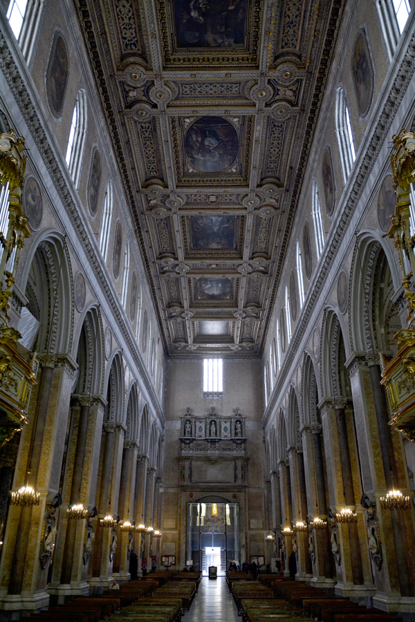 Duomo di Napoli, Naçpoli, Italia