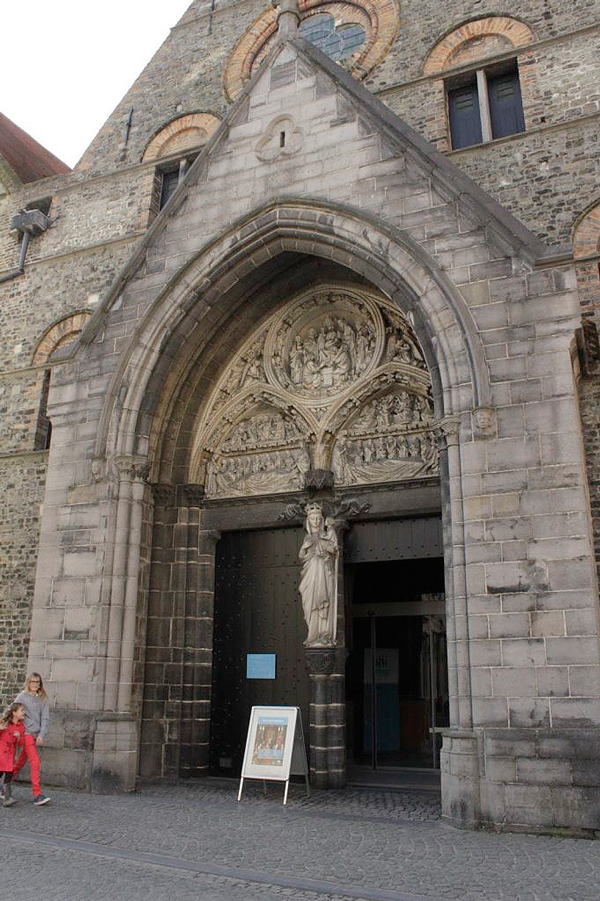 Onze-Lieve-Vrouwekerk ou Igreja de Nossa Senhora Dicas de Viagem para Bruges do itinerário de viagem